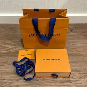 NEW Louis Vuitton Shopping Bag & Empty Box with Ribbon and Envelope
